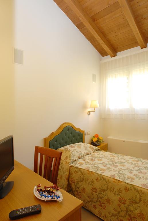 Villa Aretusi โบโลญญา ภายนอก รูปภาพ