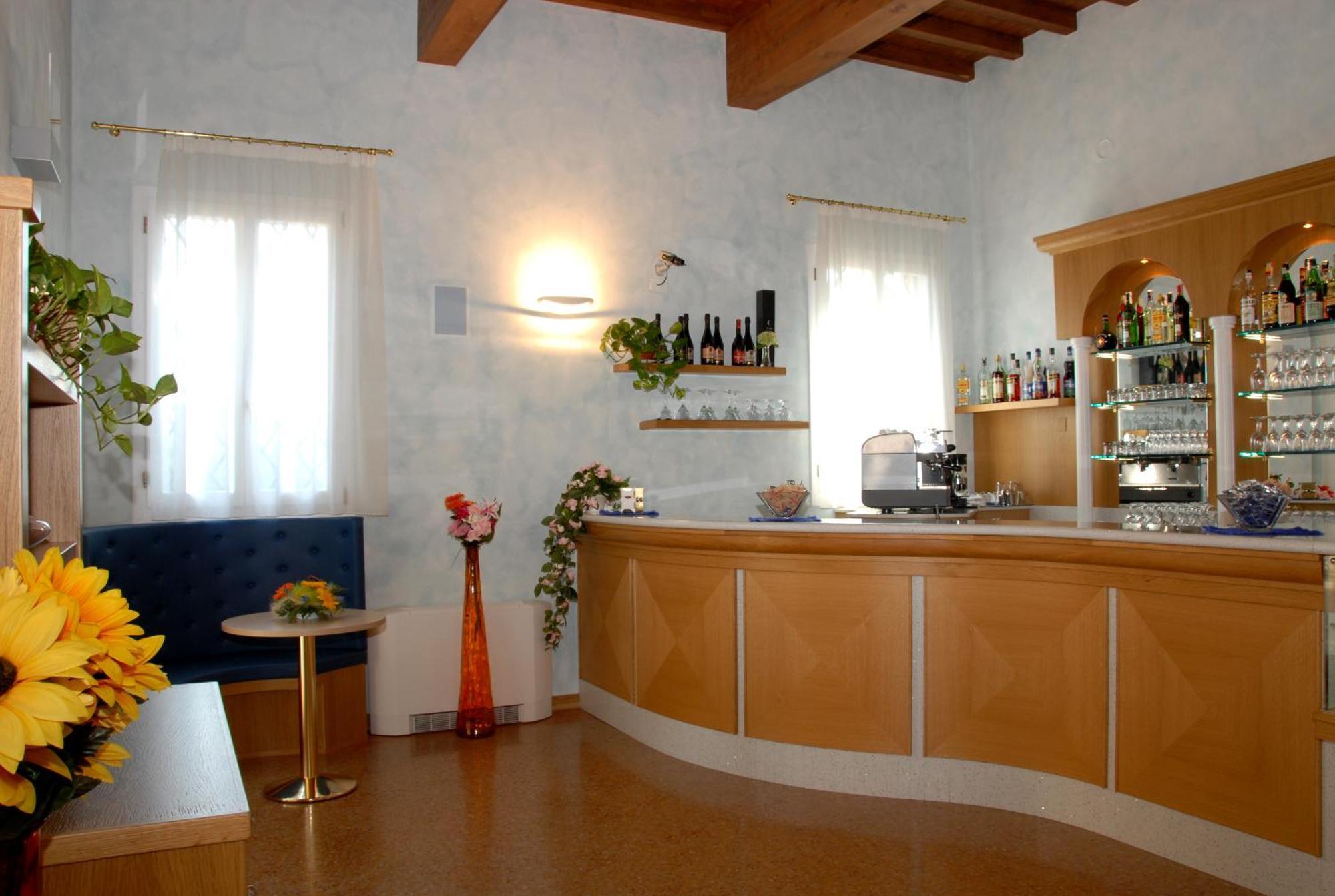 Villa Aretusi โบโลญญา ภายนอก รูปภาพ